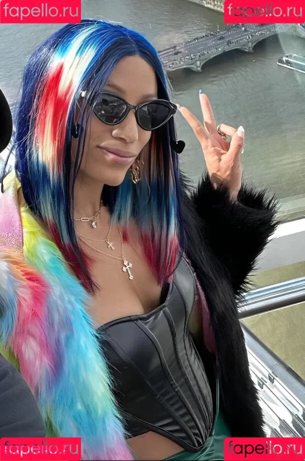 Sasha Banks Onlyfans Photo Gallery 