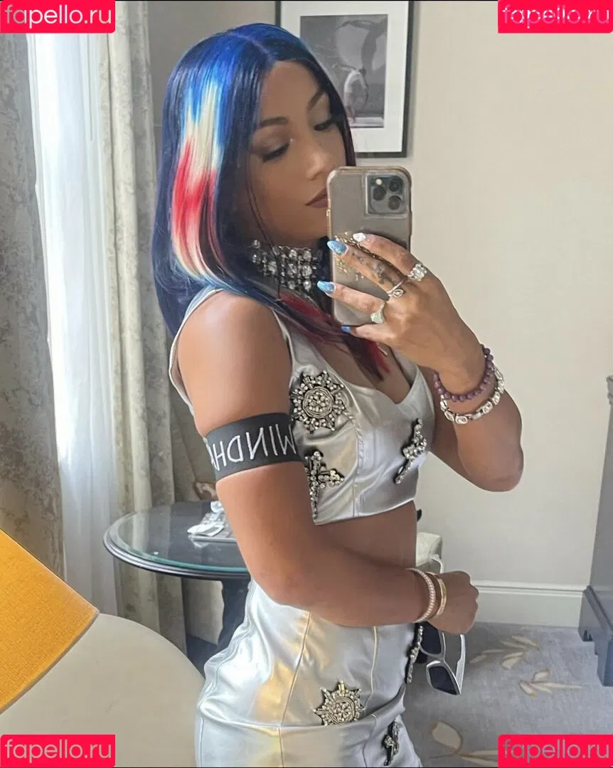 Sasha Banks Onlyfans Photo Gallery 