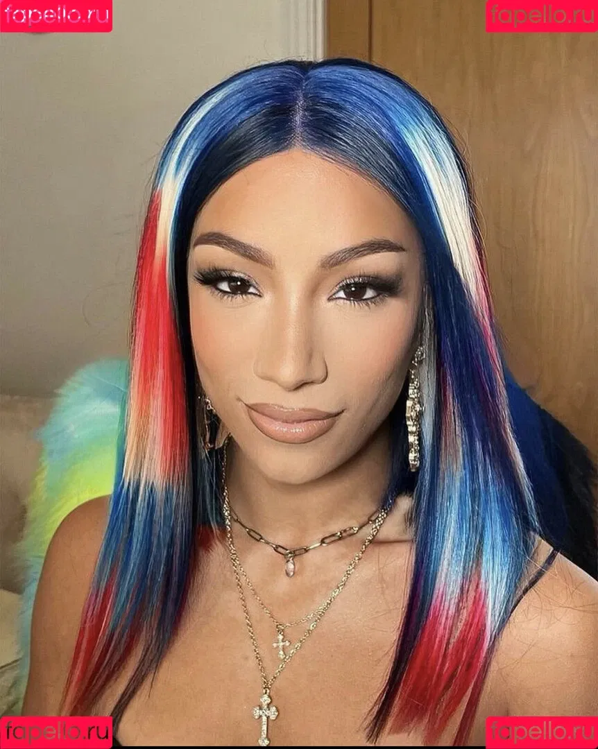 Sasha Banks Onlyfans Photo Gallery 