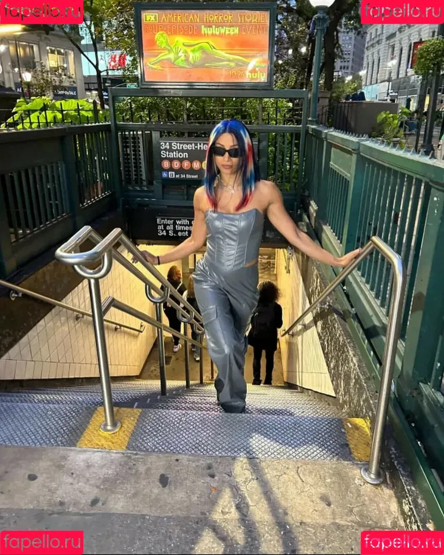 Sasha Banks Onlyfans Photo Gallery 