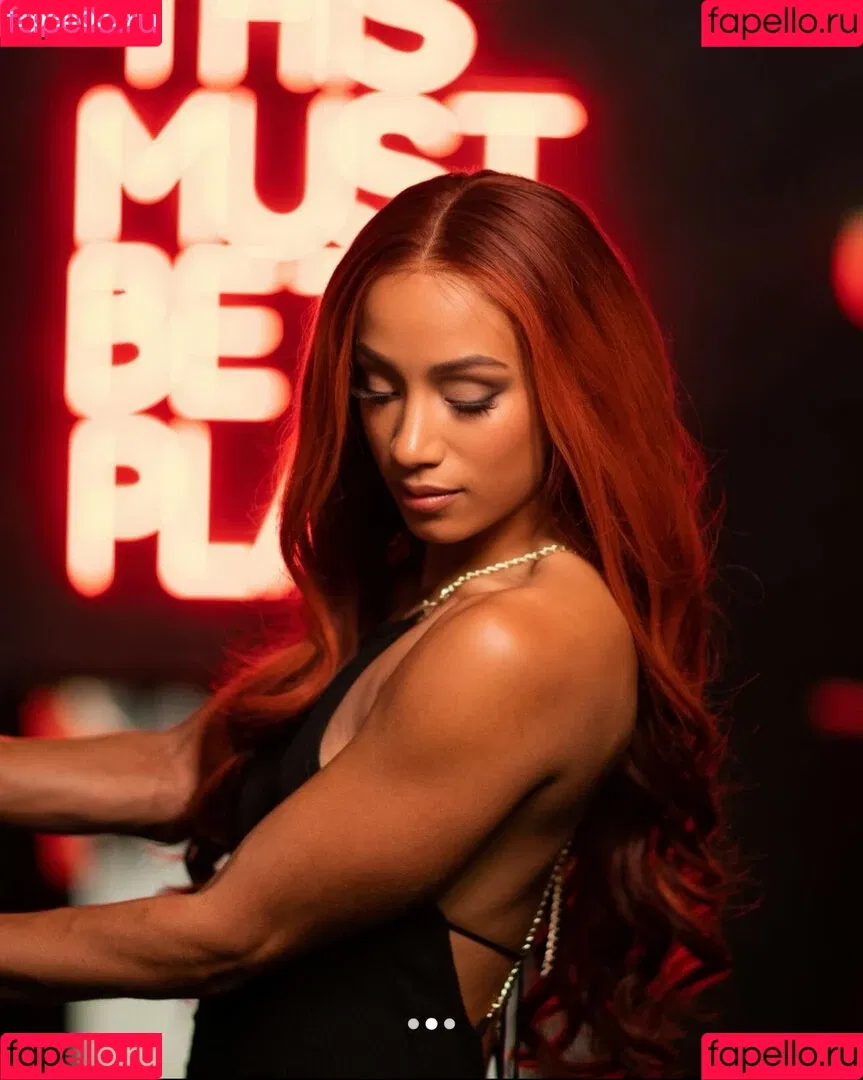 Sasha Banks Onlyfans Photo Gallery 