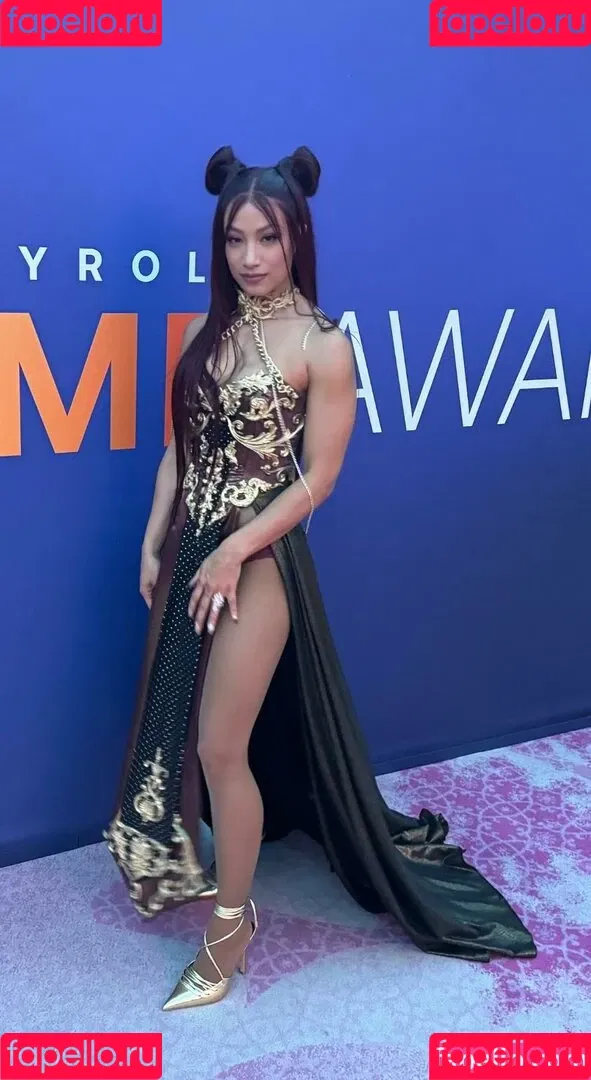 Sasha Banks Onlyfans Photo Gallery 