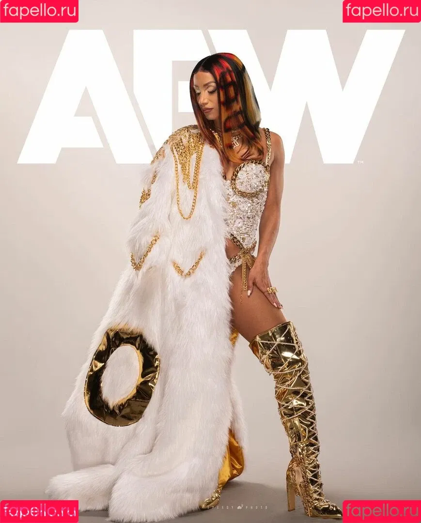 Sasha Banks Onlyfans Photo Gallery 