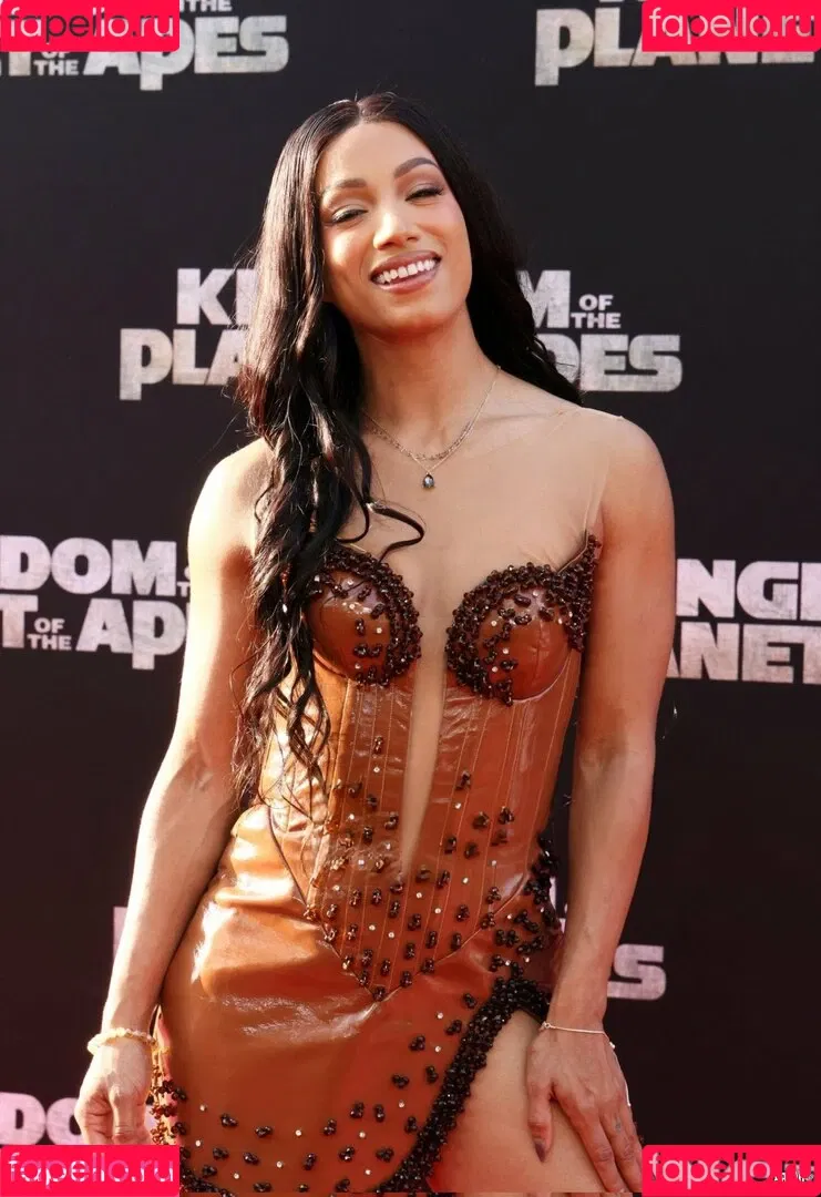 Sasha Banks Onlyfans Photo Gallery 
