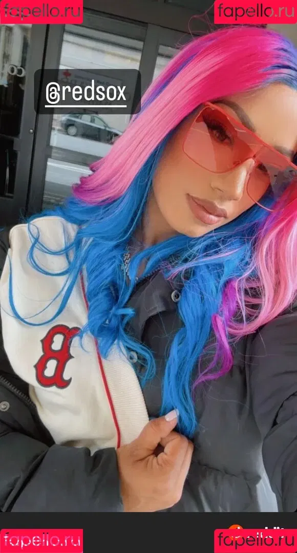 Sasha Banks Onlyfans Photo Gallery 