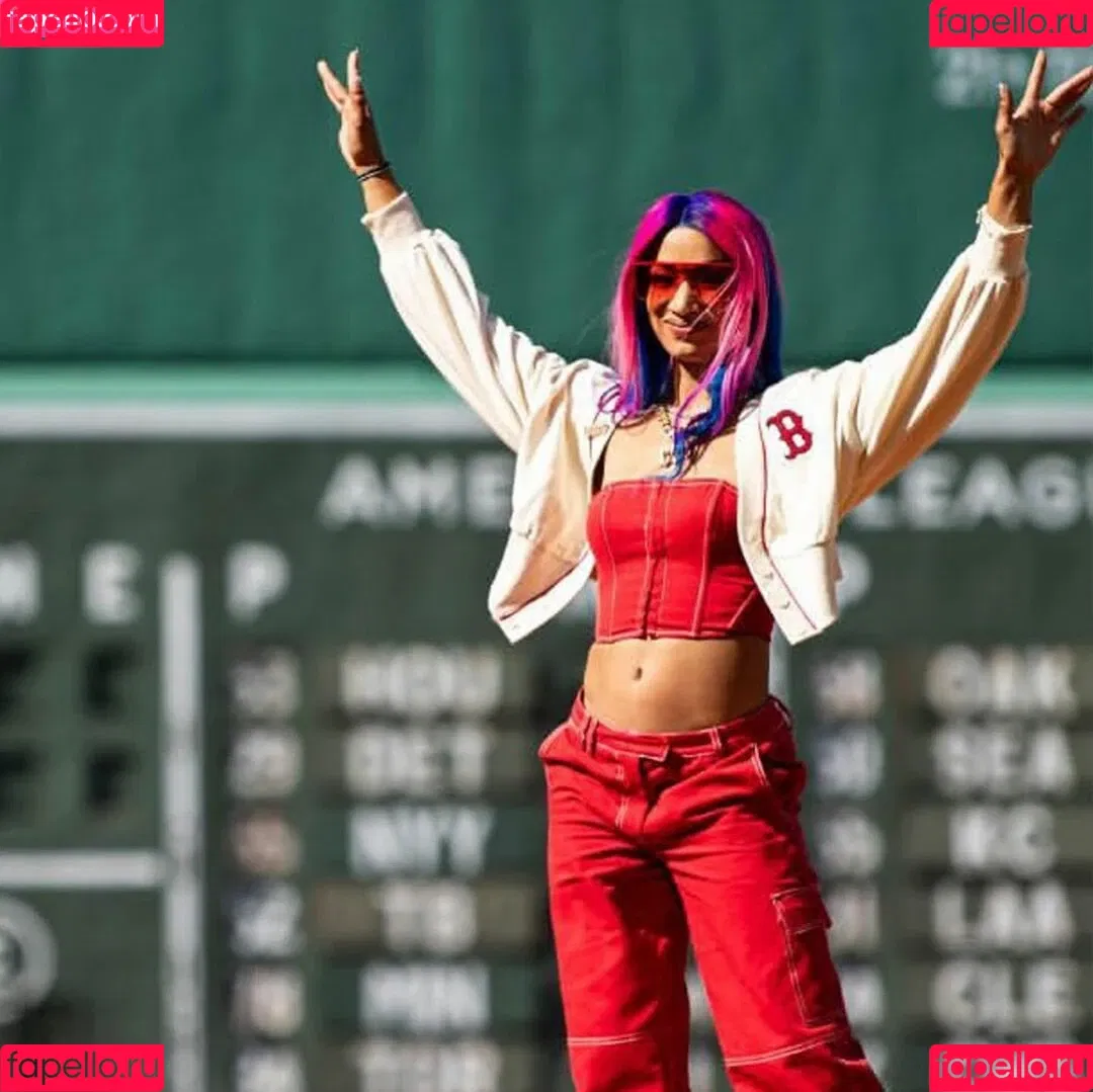 Sasha Banks Onlyfans Photo Gallery 