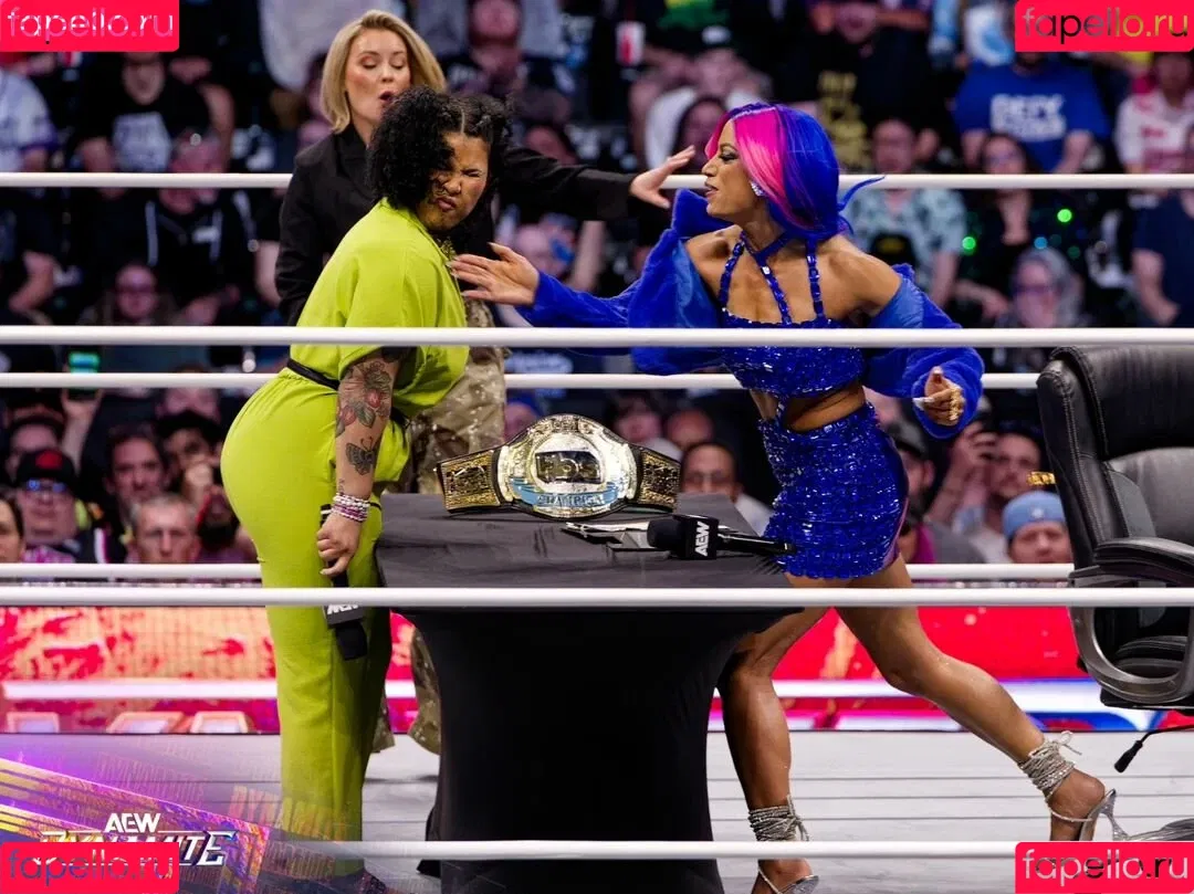 Sasha Banks Onlyfans Photo Gallery 