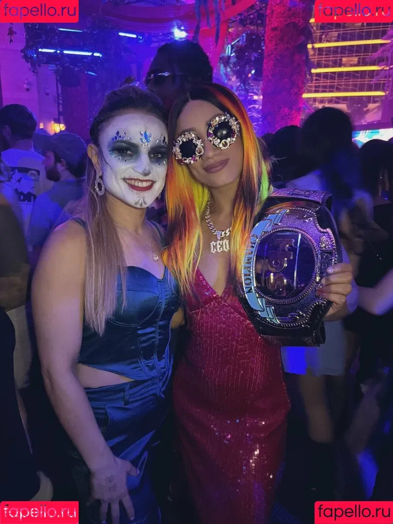 Sasha Banks Onlyfans Photo Gallery 
