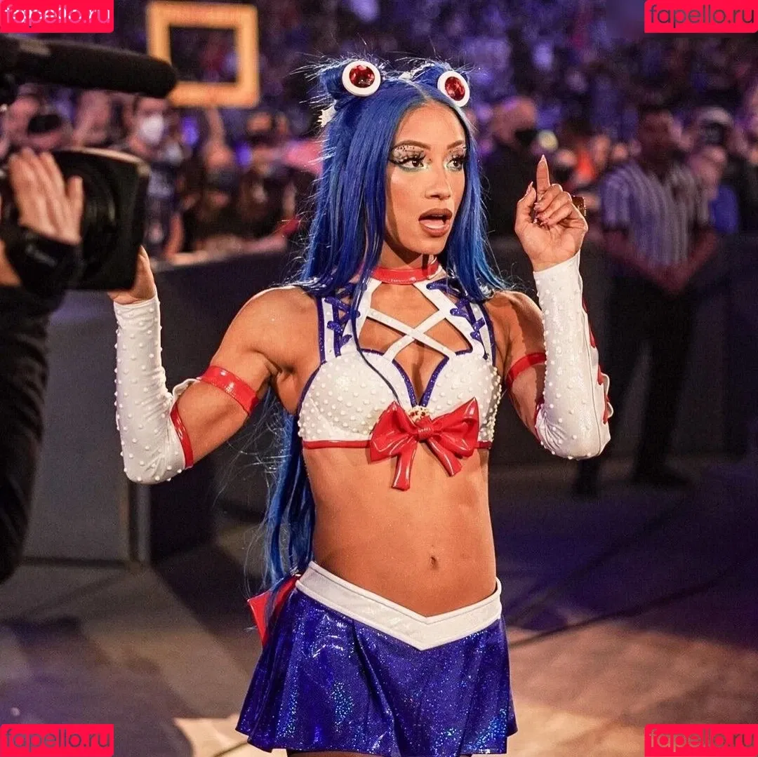 Sasha Banks Onlyfans Photo Gallery 