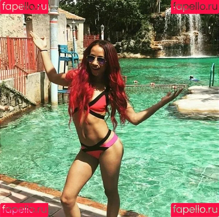 Sasha Banks Onlyfans Photo Gallery 