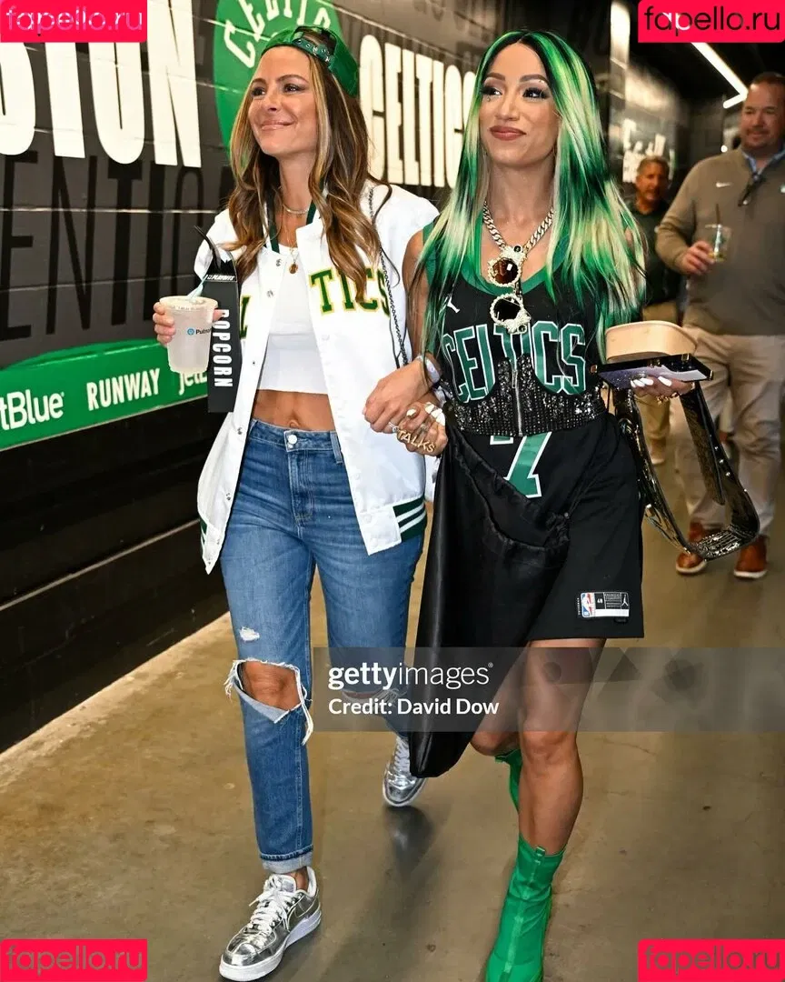 Sasha Banks Onlyfans Photo Gallery 