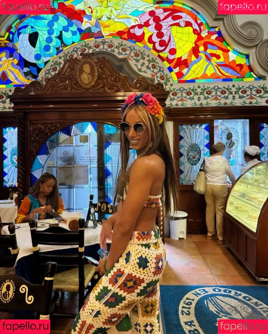Sasha Banks Onlyfans Photo Gallery 