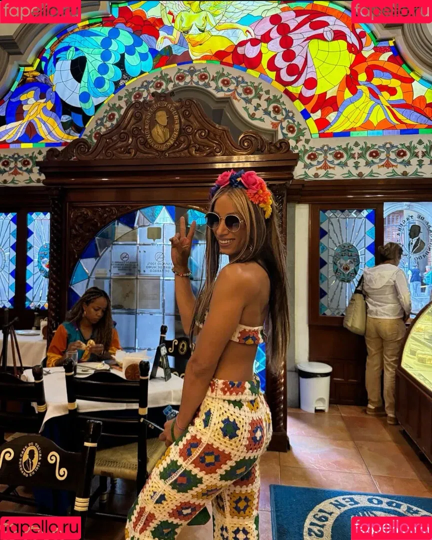 Sasha Banks Onlyfans Photo Gallery 