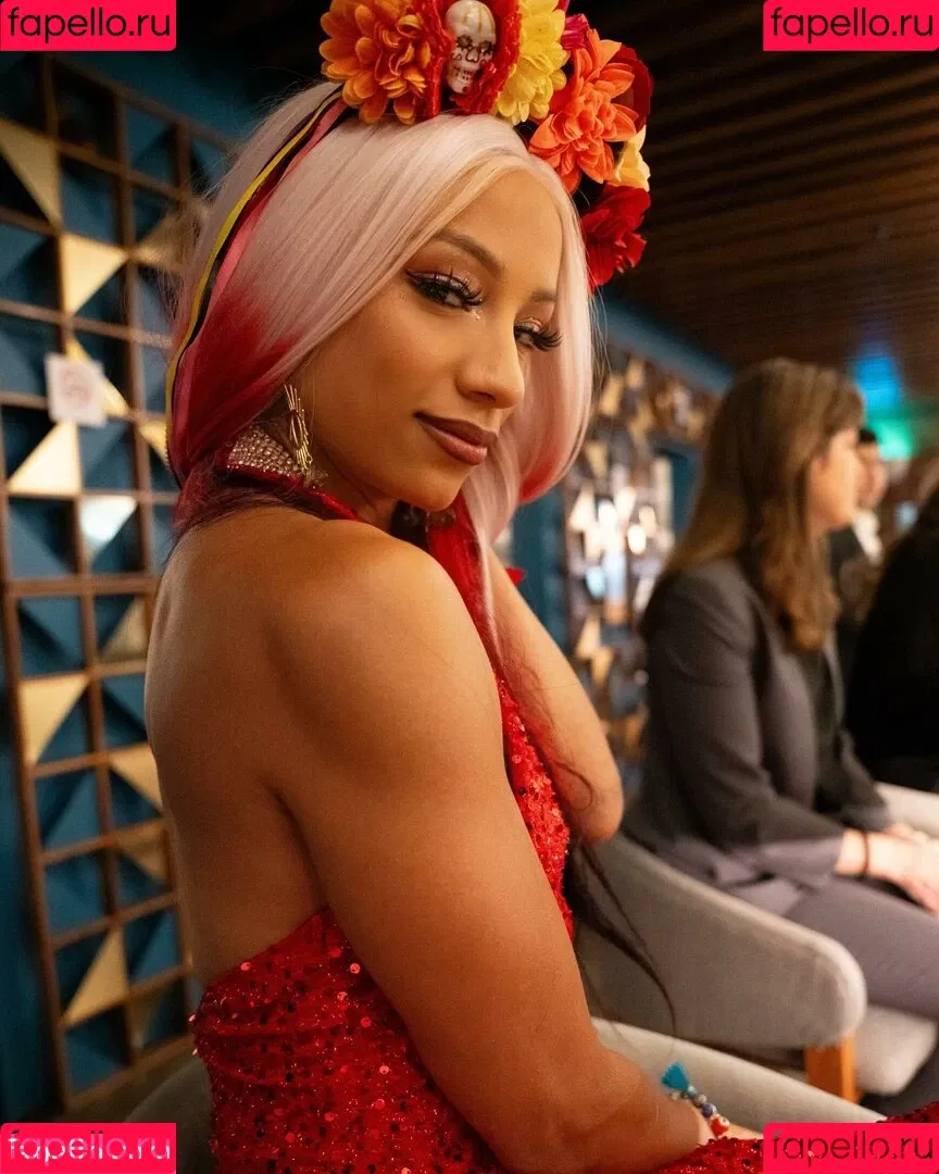 Sasha Banks Onlyfans Photo Gallery 