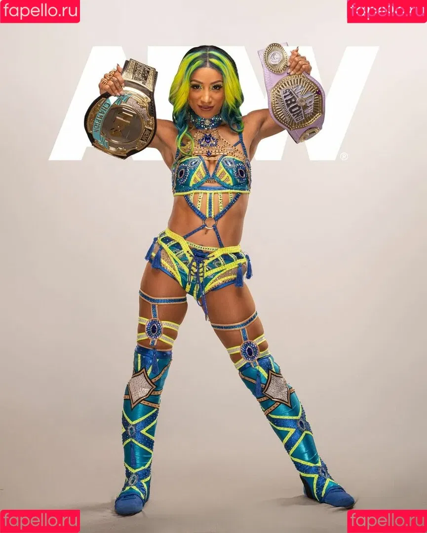 Sasha Banks Onlyfans Photo Gallery 