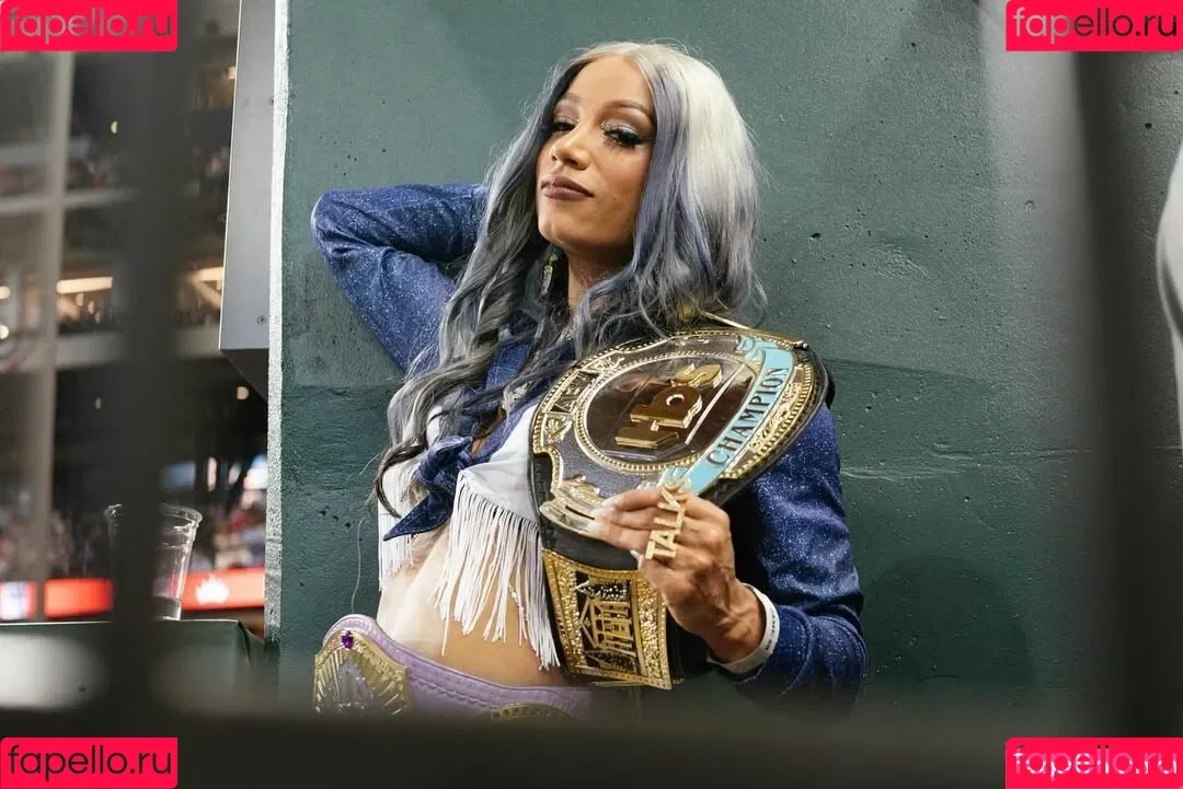 Sasha Banks Onlyfans Photo Gallery 