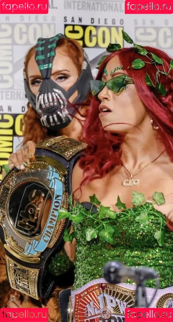 Sasha Banks Onlyfans Photo Gallery 