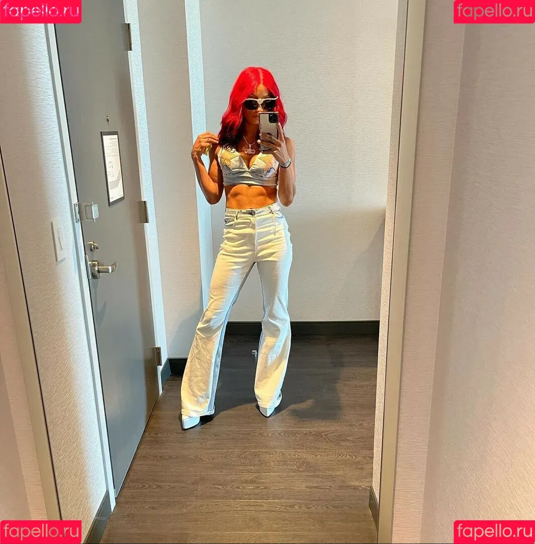 Sasha Banks Onlyfans Photo Gallery 