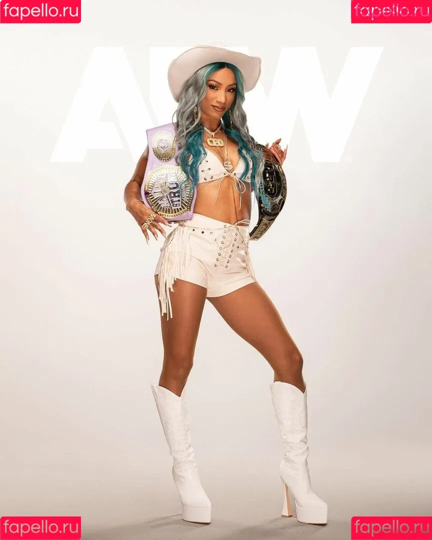 Sasha Banks Onlyfans Photo Gallery 