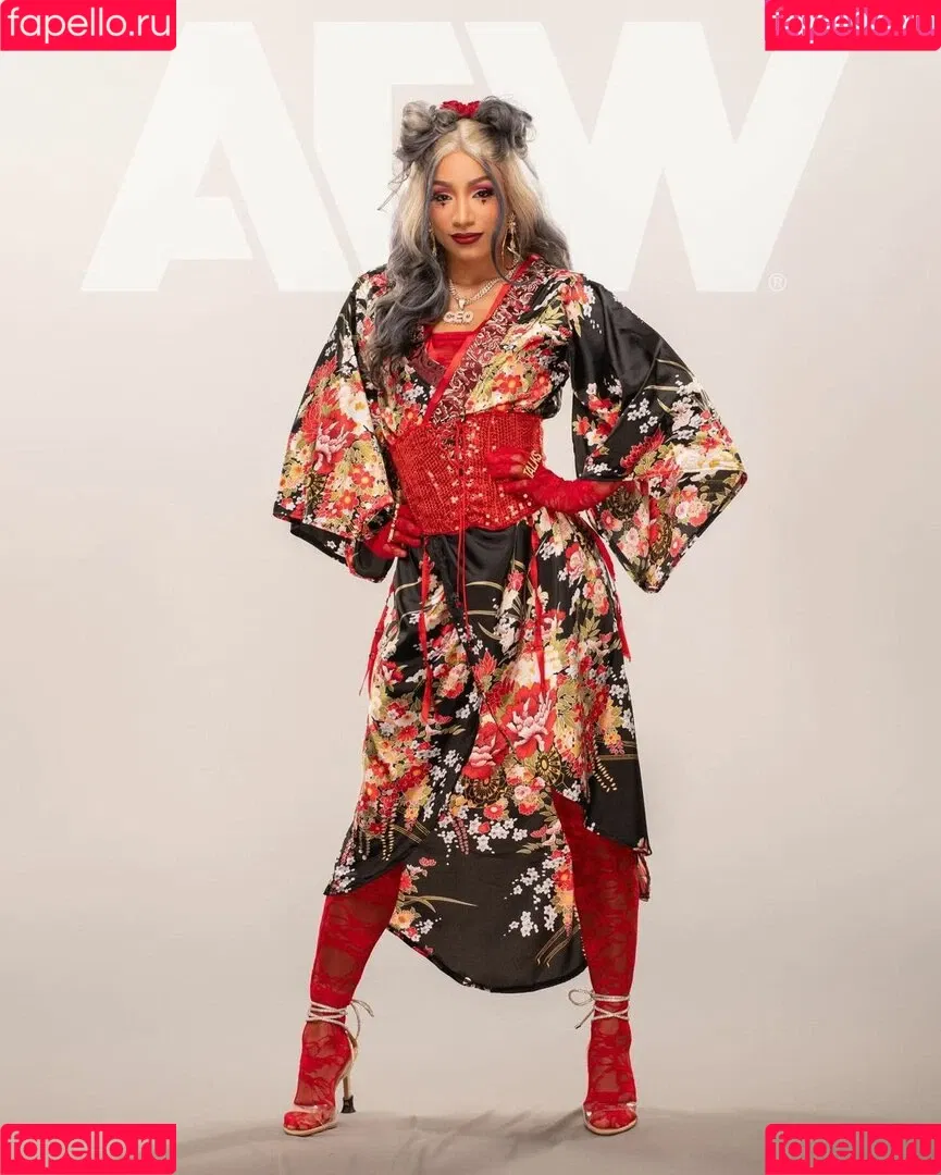 Sasha Banks Onlyfans Photo Gallery 