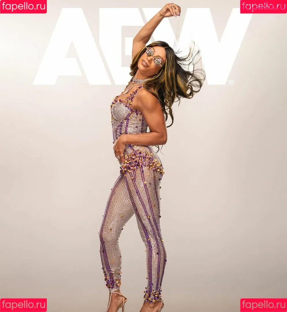 Sasha Banks Onlyfans Photo Gallery 