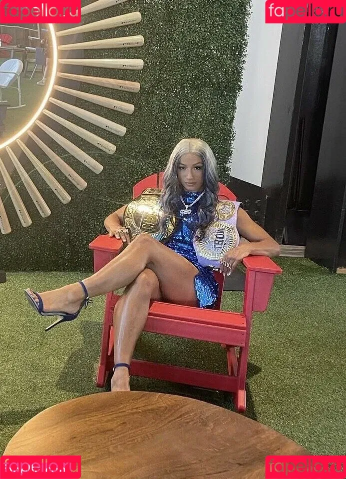 Sasha Banks Onlyfans Photo Gallery 