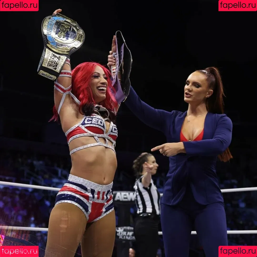 Sasha Banks Onlyfans Photo Gallery 