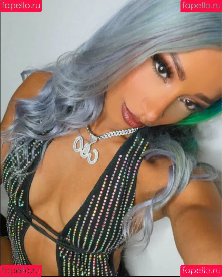 Sasha Banks Onlyfans Photo Gallery 
