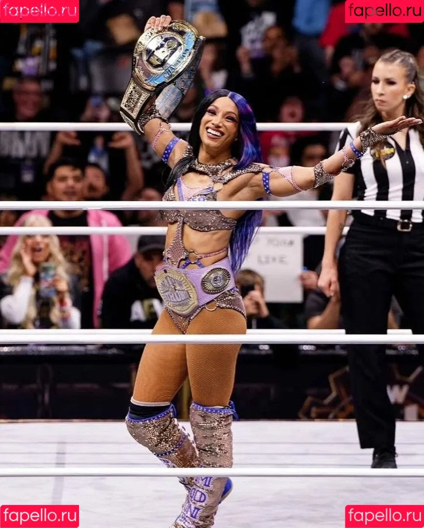 Sasha Banks Onlyfans Photo Gallery 