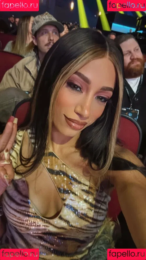 Sasha Banks Onlyfans Photo Gallery 