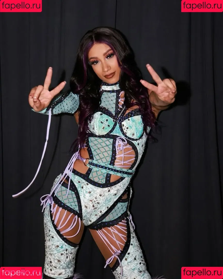 Sasha Banks Onlyfans Photo Gallery 