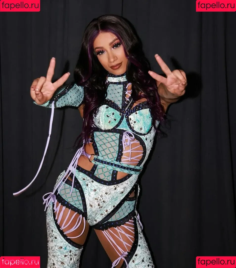 Sasha Banks Onlyfans Photo Gallery 
