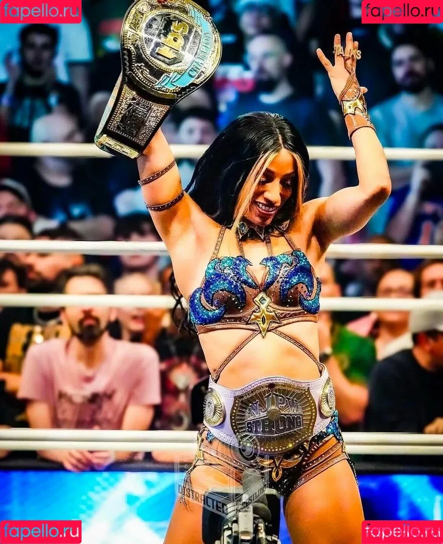 Sasha Banks Onlyfans Photo Gallery 