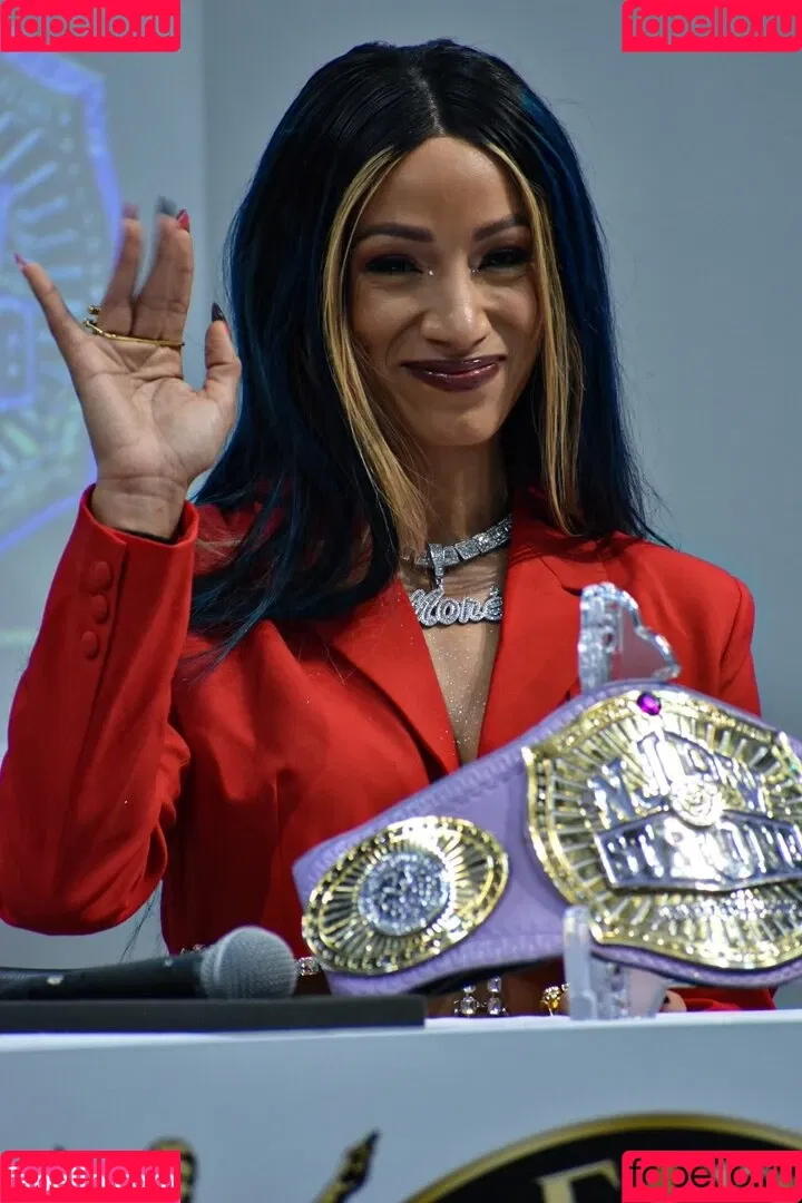 Sasha Banks Onlyfans Photo Gallery 