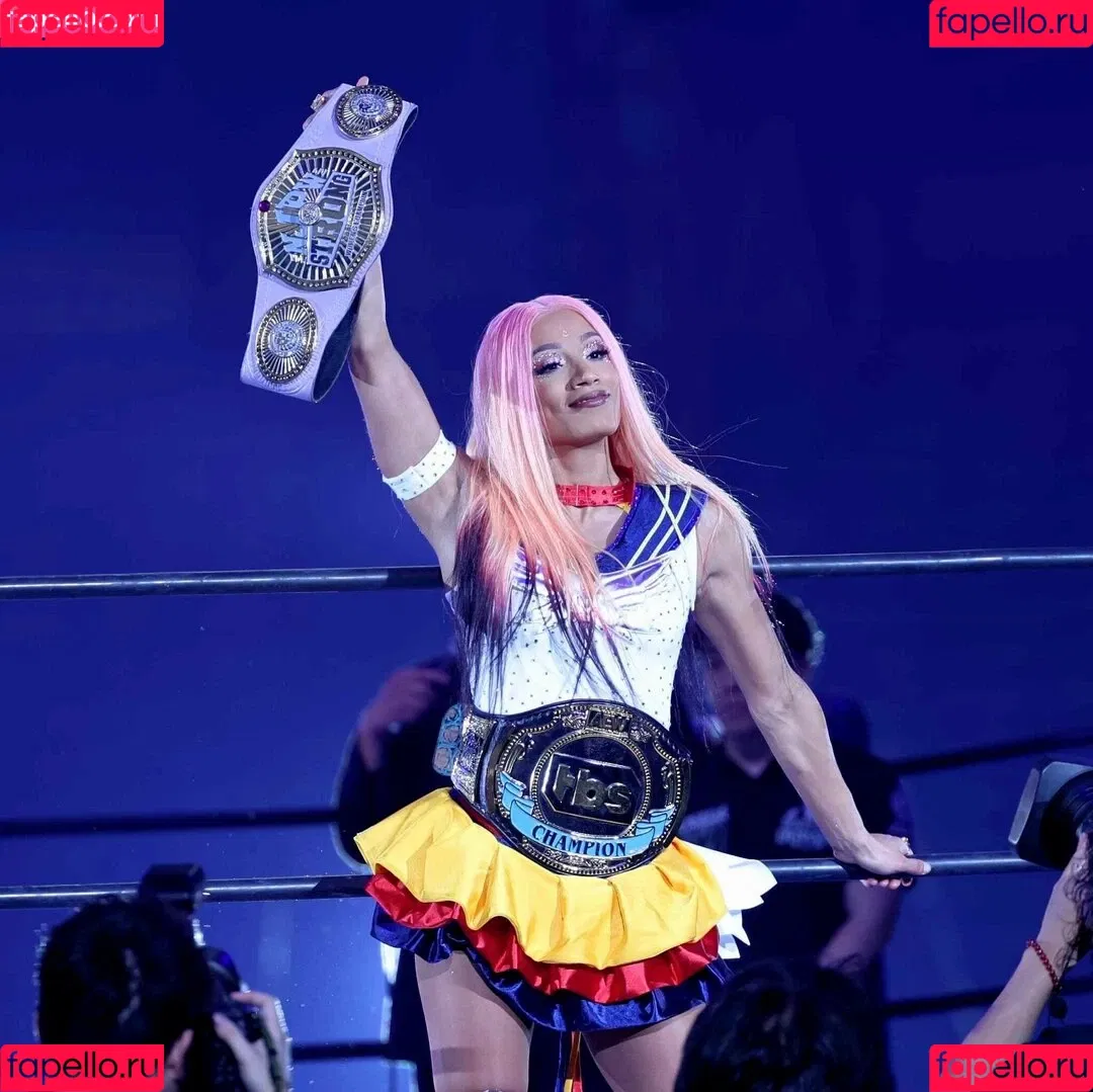 Sasha Banks Onlyfans Photo Gallery 