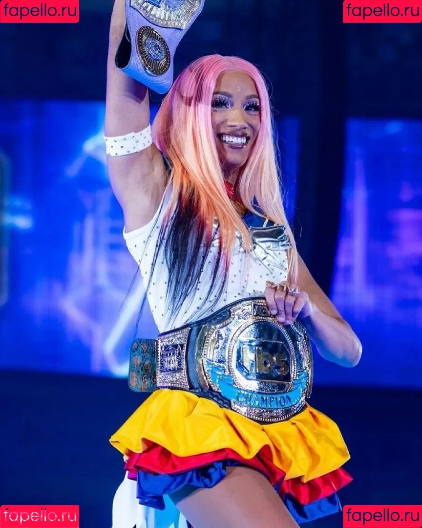 Sasha Banks Onlyfans Photo Gallery 