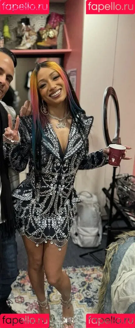 Sasha Banks Onlyfans Photo Gallery 
