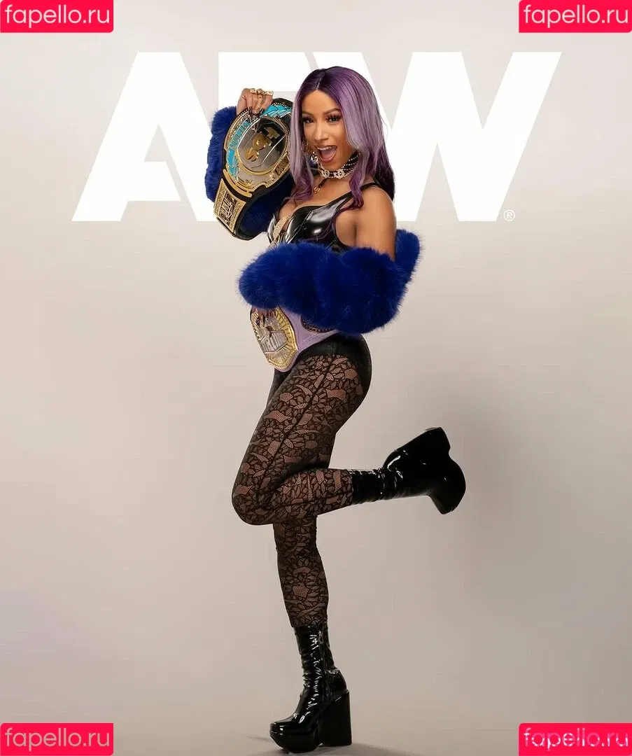 Sasha Banks Onlyfans Photo Gallery 