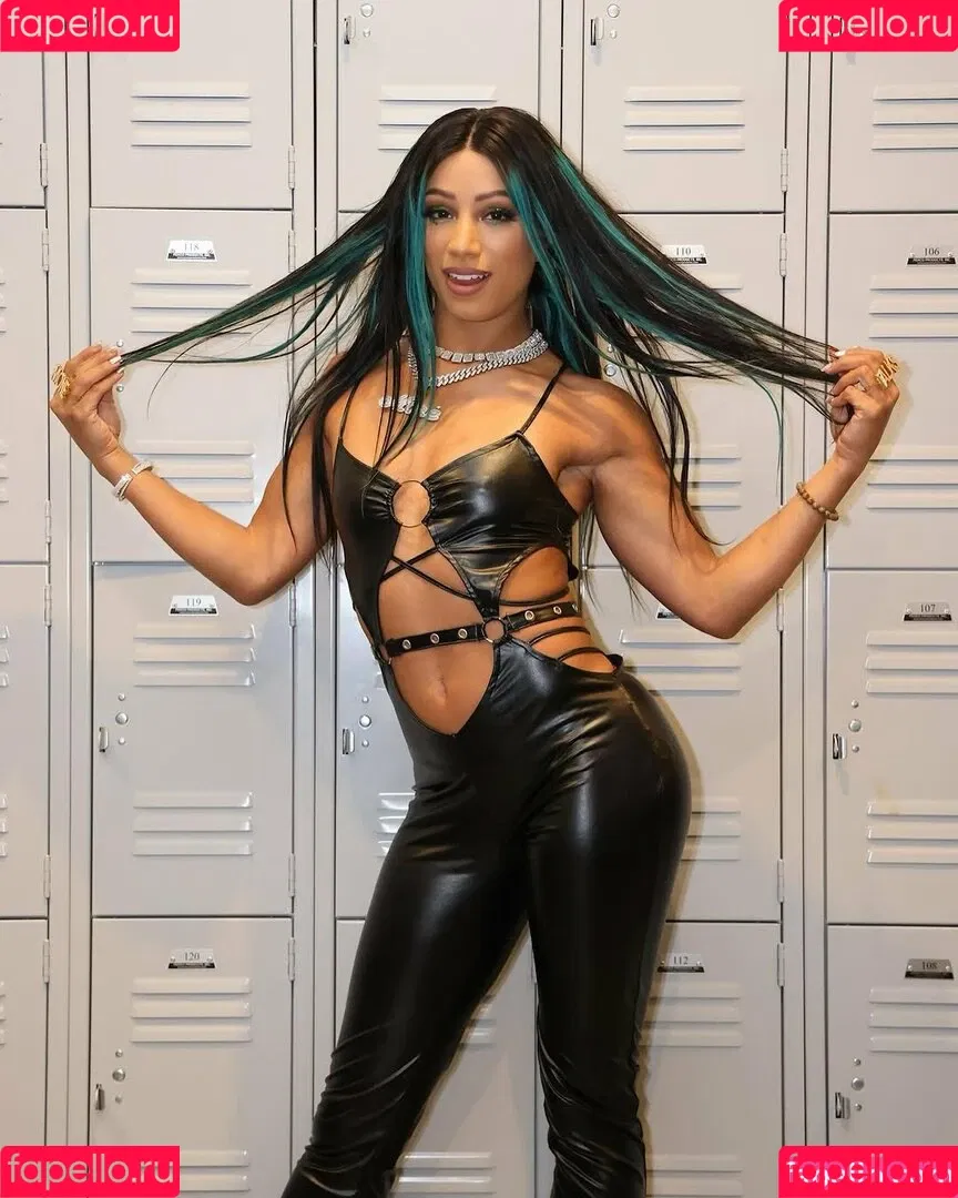 Sasha Banks Onlyfans Photo Gallery 