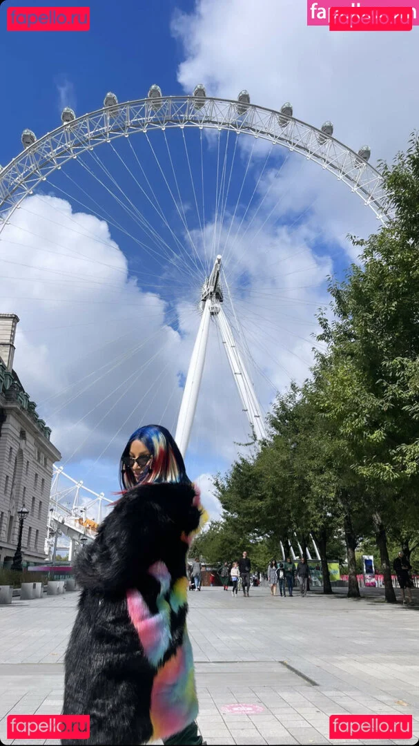 Sasha Banks Onlyfans Photo Gallery 