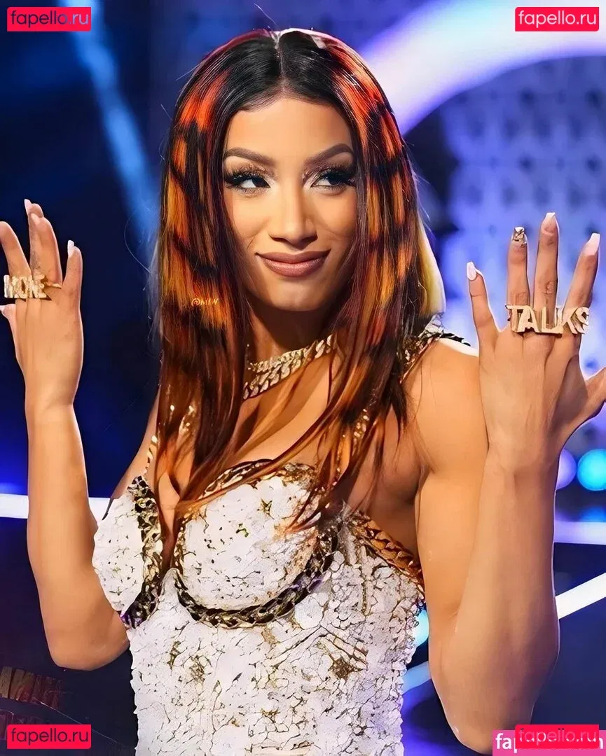 Sasha Banks Onlyfans Photo Gallery 
