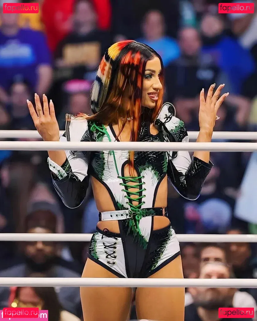 Sasha Banks Onlyfans Photo Gallery 