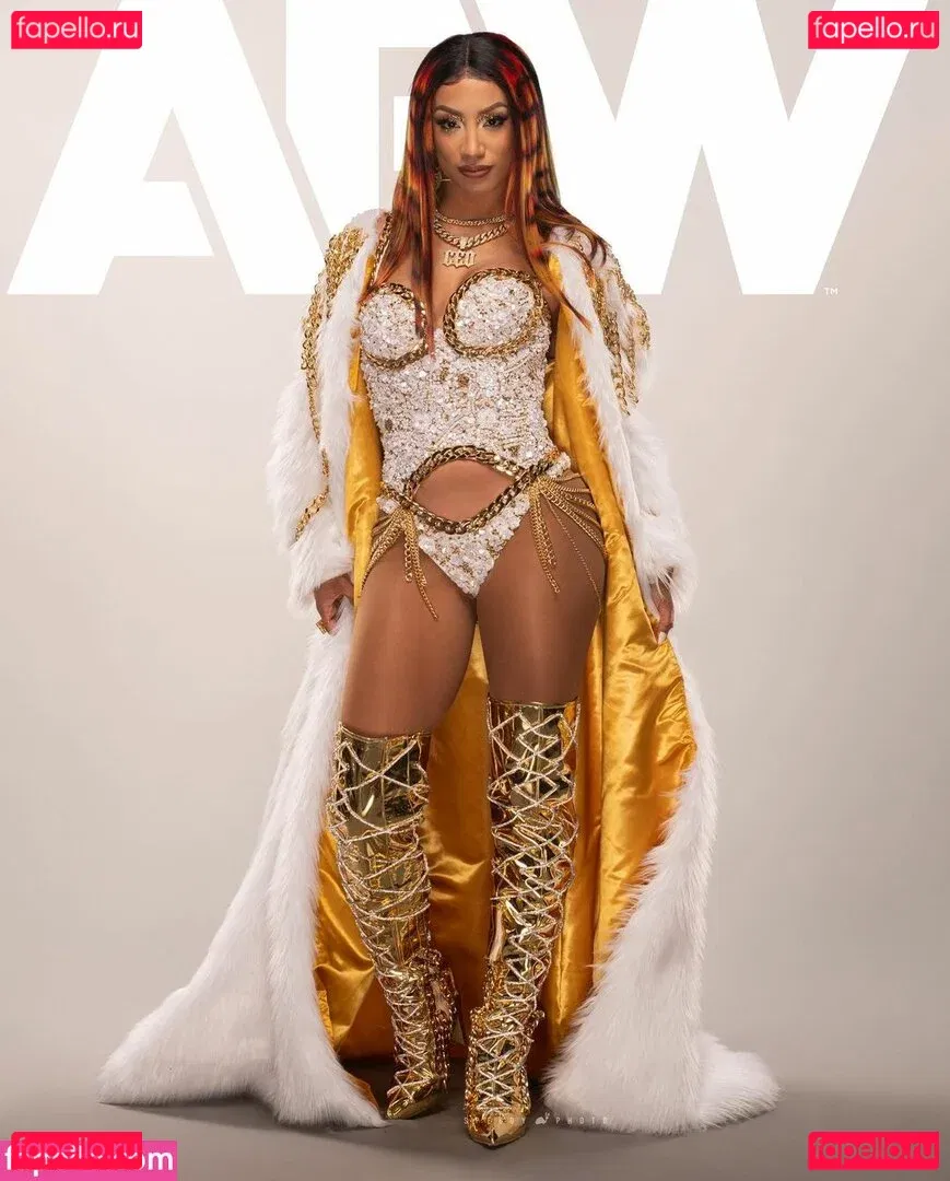 Sasha Banks Onlyfans Photo Gallery 