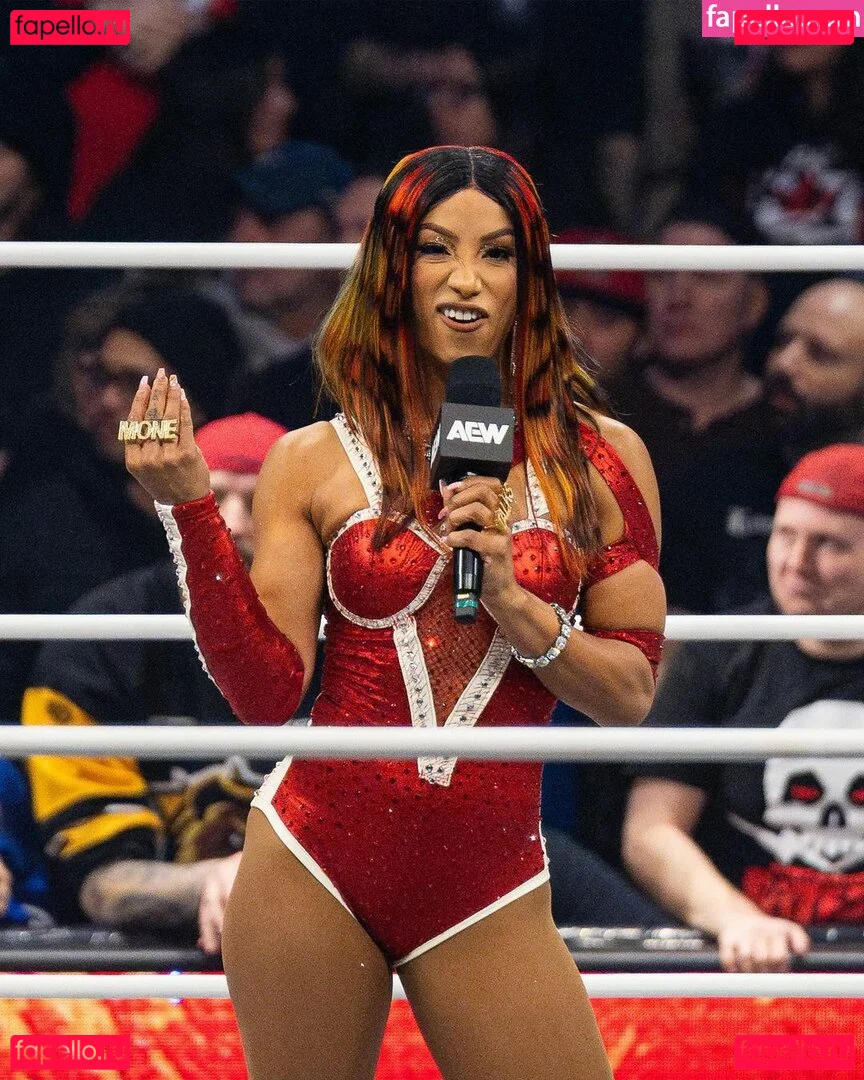 Sasha Banks Onlyfans Photo Gallery 