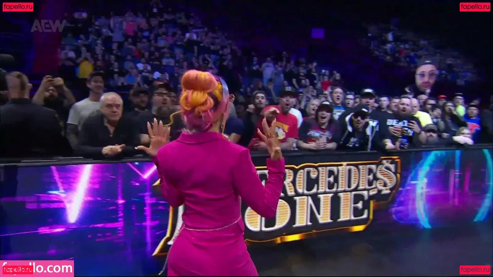 Sasha Banks Onlyfans Photo Gallery 