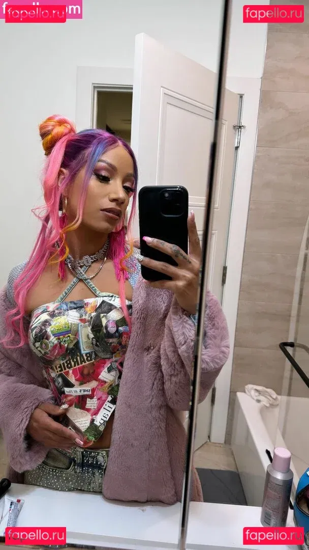 Sasha Banks Onlyfans Photo Gallery 