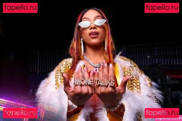 Sasha Banks Onlyfans Photo Gallery 