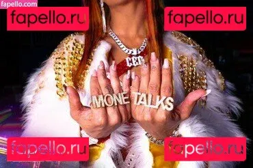 Sasha Banks Onlyfans Photo Gallery 