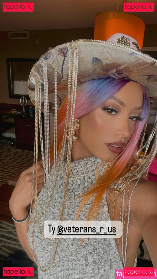 Sasha Banks Onlyfans Photo Gallery 