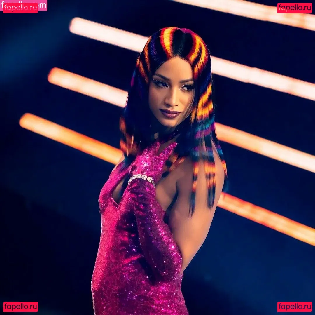 Sasha Banks Onlyfans Photo Gallery 